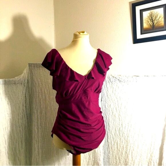 DACI NWT Ruffled Burgandy One Piece Swimsuit Size XL - Picture 2 of 7